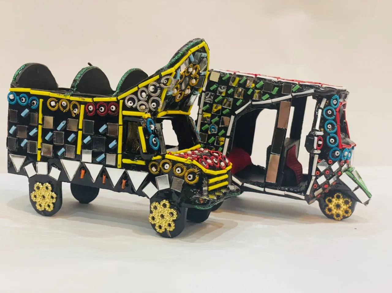 Handcrafted Glass Truck Art & Rickshaw