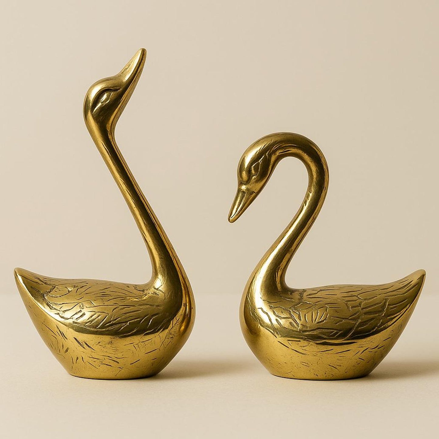 Handcrafted Brass Swan Pair – Gold Decorative Sculptures for Home & Office
