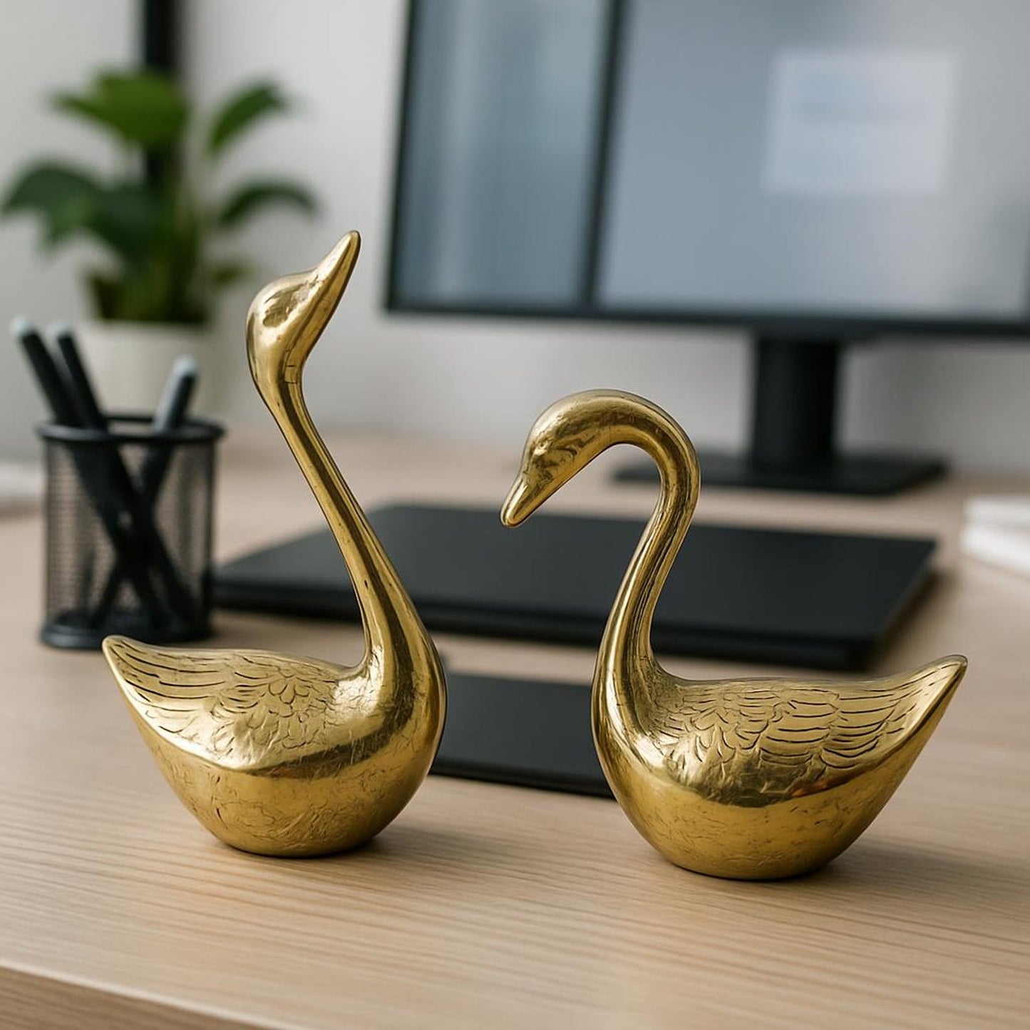 Handcrafted Brass Swan Pair – Gold Decorative Sculptures for Home & Office